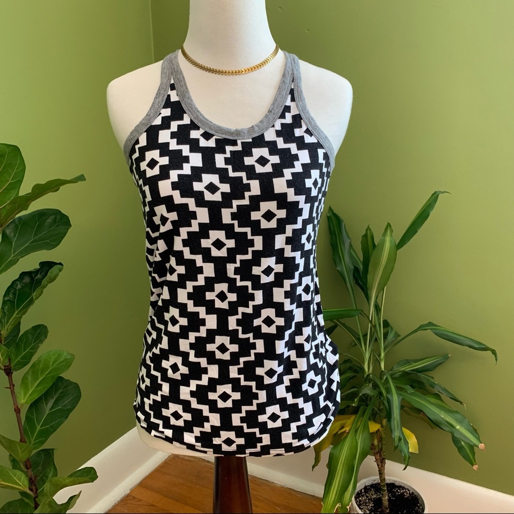 Macbeth Collection Tank xs - Picture 3 of 10